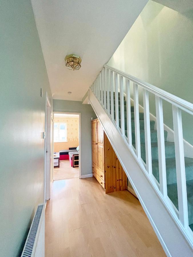 그레이브젠드 3 Bed Duplex Flat, Free Wifi & Netflix, Ideal For Contractors 아파트 외부 사진
